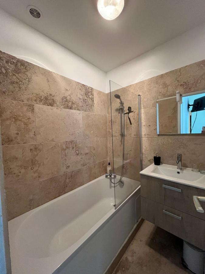 Le Cocon De La Roquette Apartment Arles Exterior photo